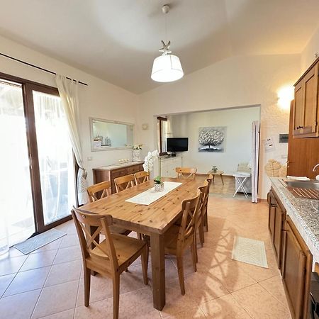 Casa Vacanze Con Piscina E Vista Mare Esclusiva Per Coppie E Famiglie, Relax E Tranquillita 테르테니아 외부 사진
