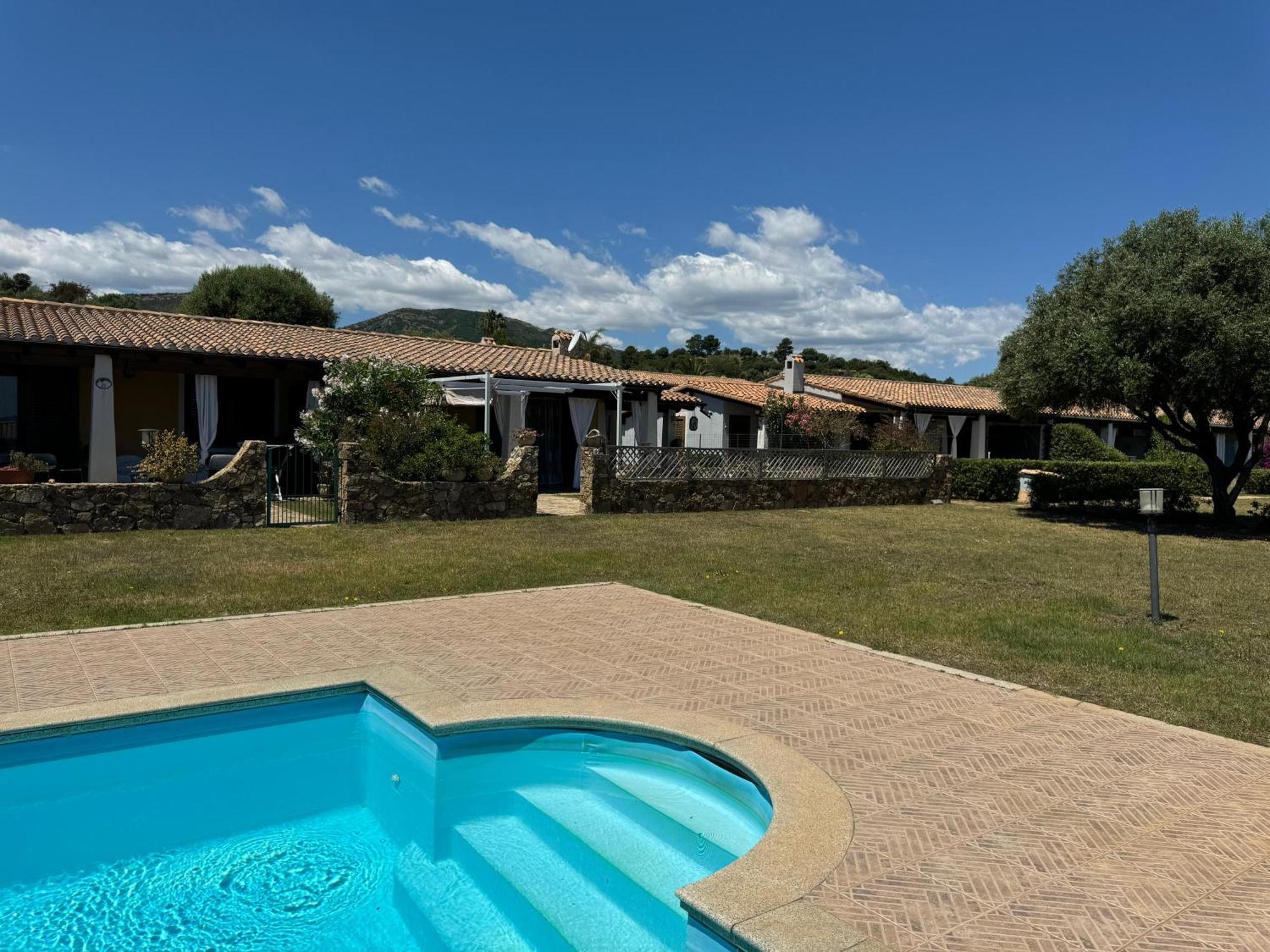 Casa Vacanze Con Piscina E Vista Mare Esclusiva Per Coppie E Famiglie, Relax E Tranquillita 테르테니아 외부 사진