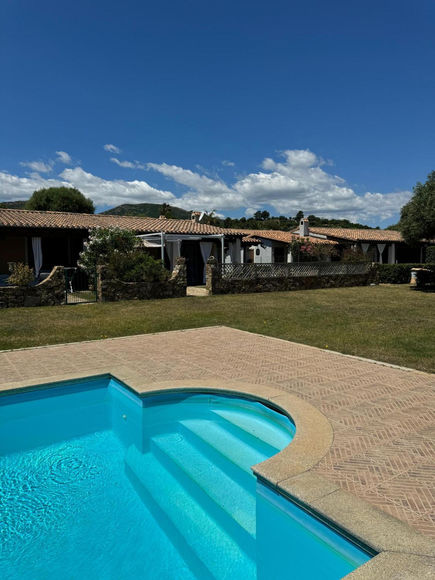 Casa Vacanze Con Piscina E Vista Mare Esclusiva Per Coppie E Famiglie, Relax E Tranquillita 테르테니아 외부 사진