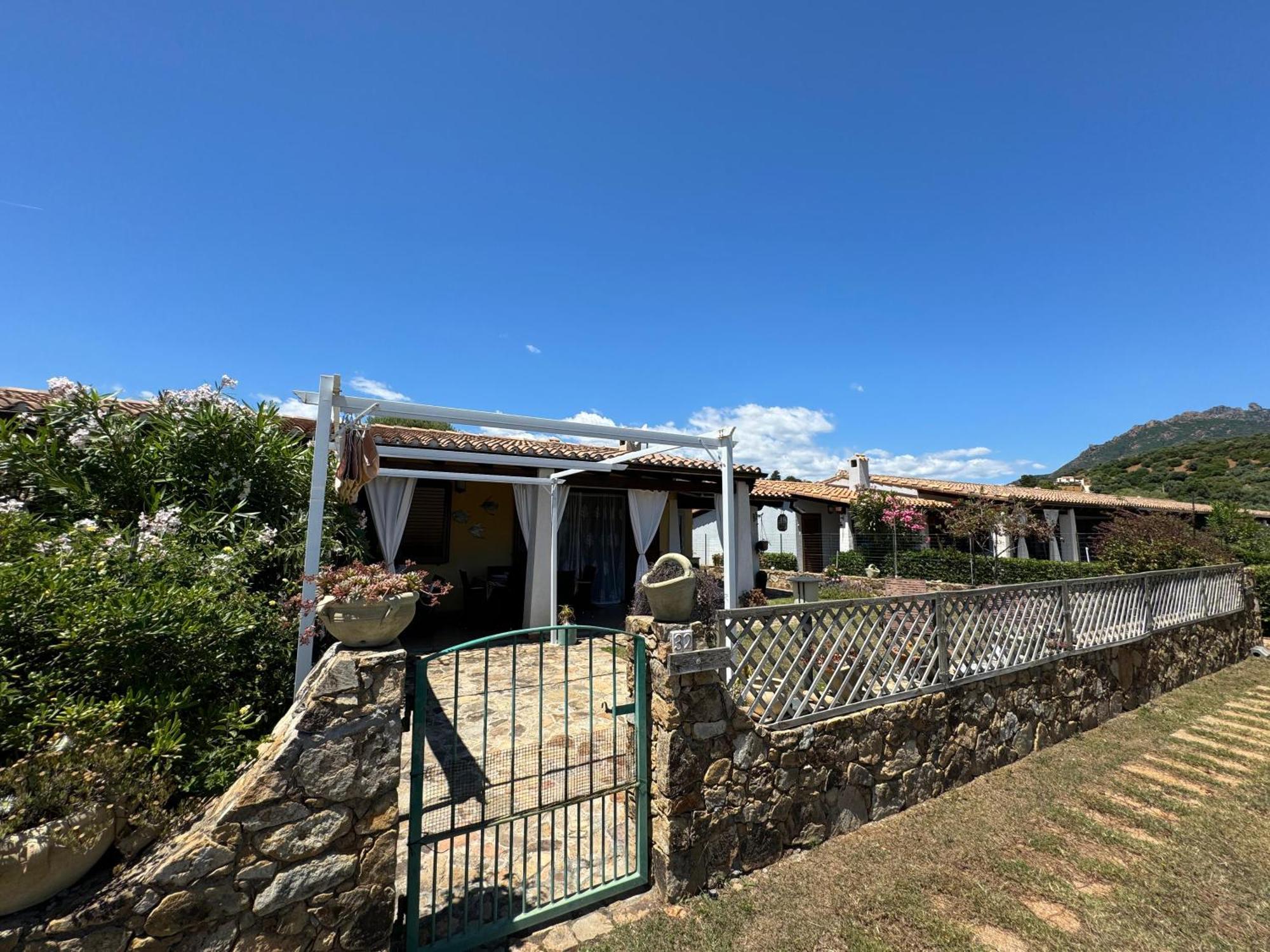 Casa Vacanze Con Piscina E Vista Mare Esclusiva Per Coppie E Famiglie, Relax E Tranquillita 테르테니아 외부 사진