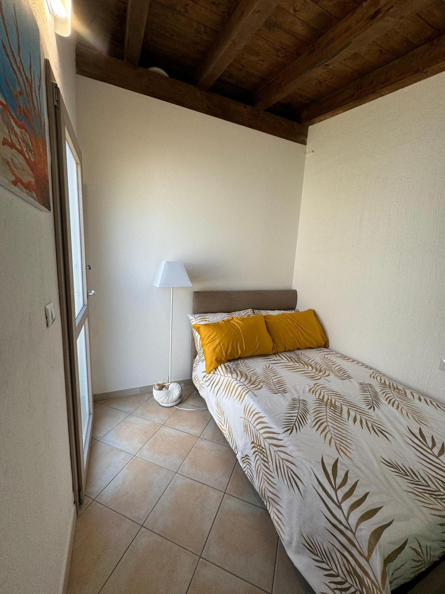 Casa Vacanze Con Piscina E Vista Mare Esclusiva Per Coppie E Famiglie, Relax E Tranquillita 테르테니아 외부 사진