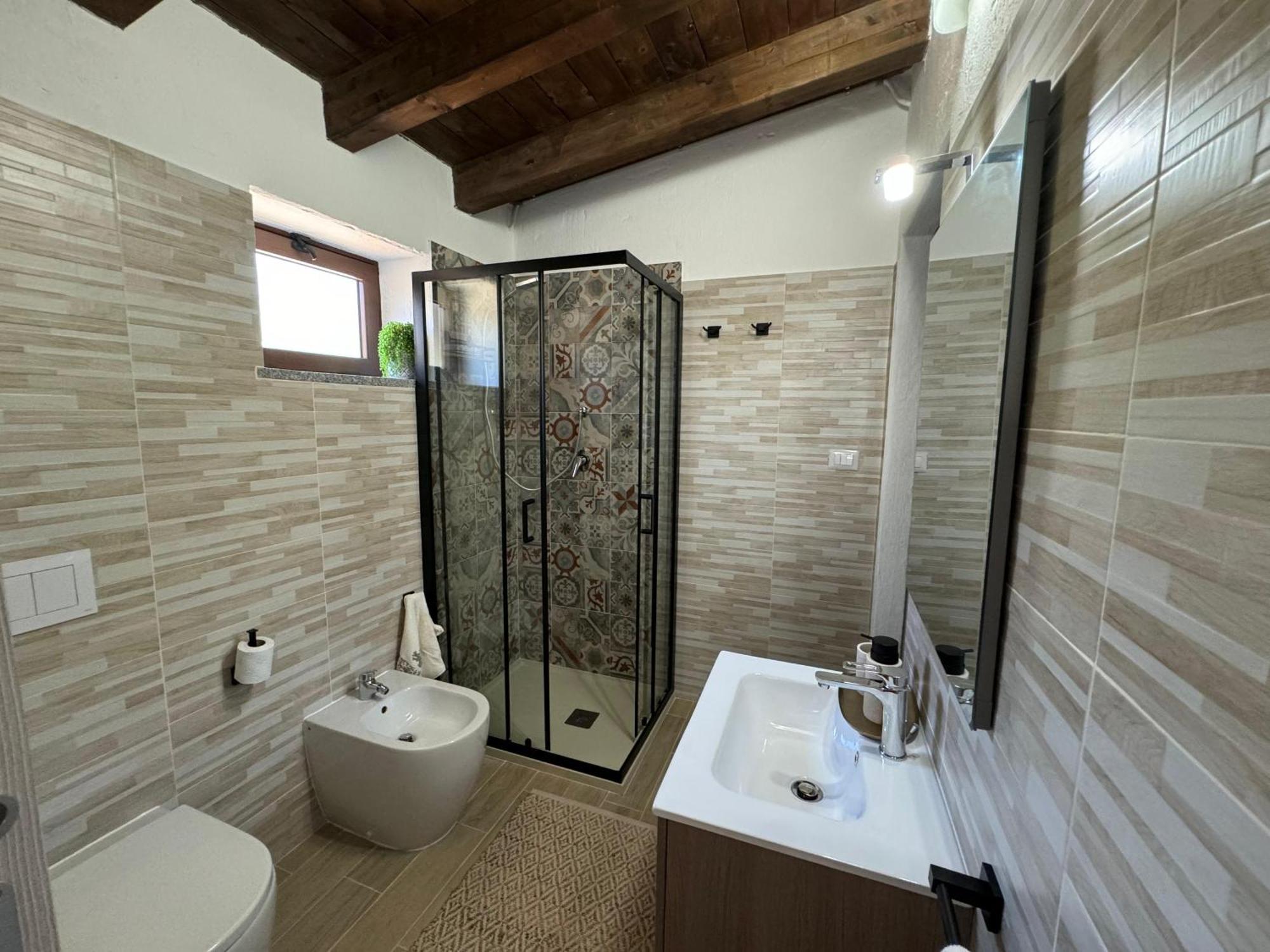 Casa Vacanze Con Piscina E Vista Mare Esclusiva Per Coppie E Famiglie, Relax E Tranquillita 테르테니아 외부 사진